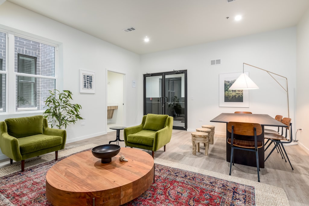 Addams_Amenities_Level2Lounge2_HiRes