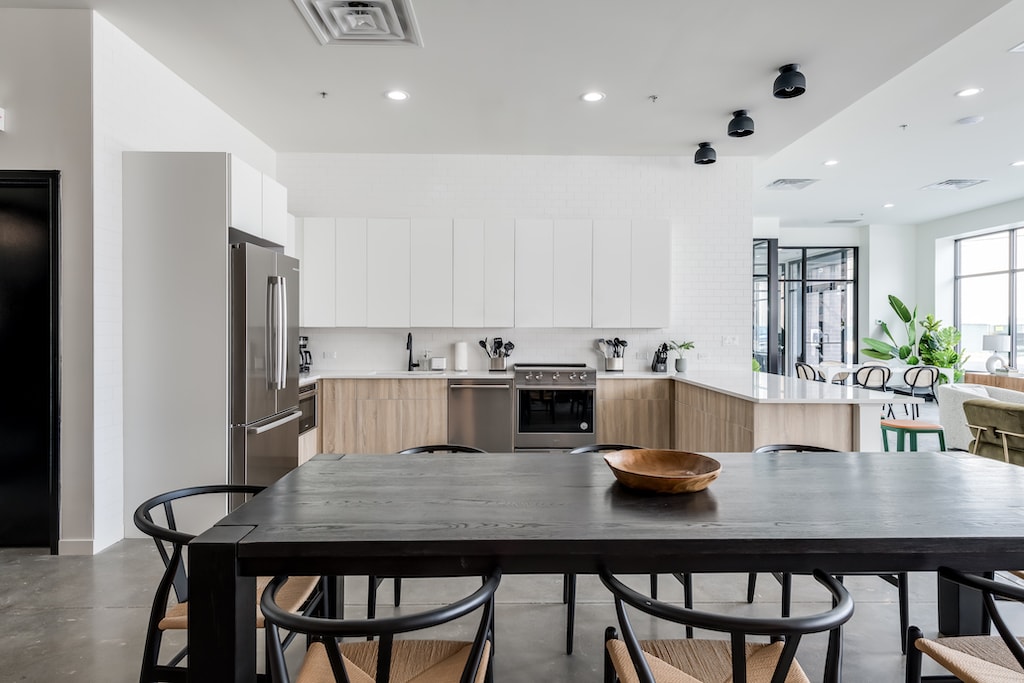 Addams_Amenities_MainArea2_HiRes (1)